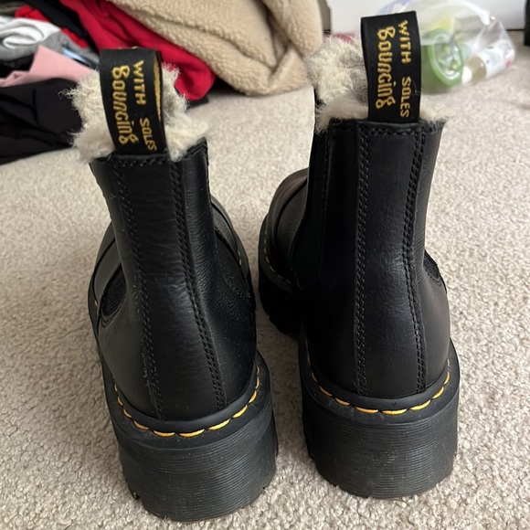 Doc Martens 2976. Black leather! Platform boot. Us 6. EU 37. - Picture 4 of 4